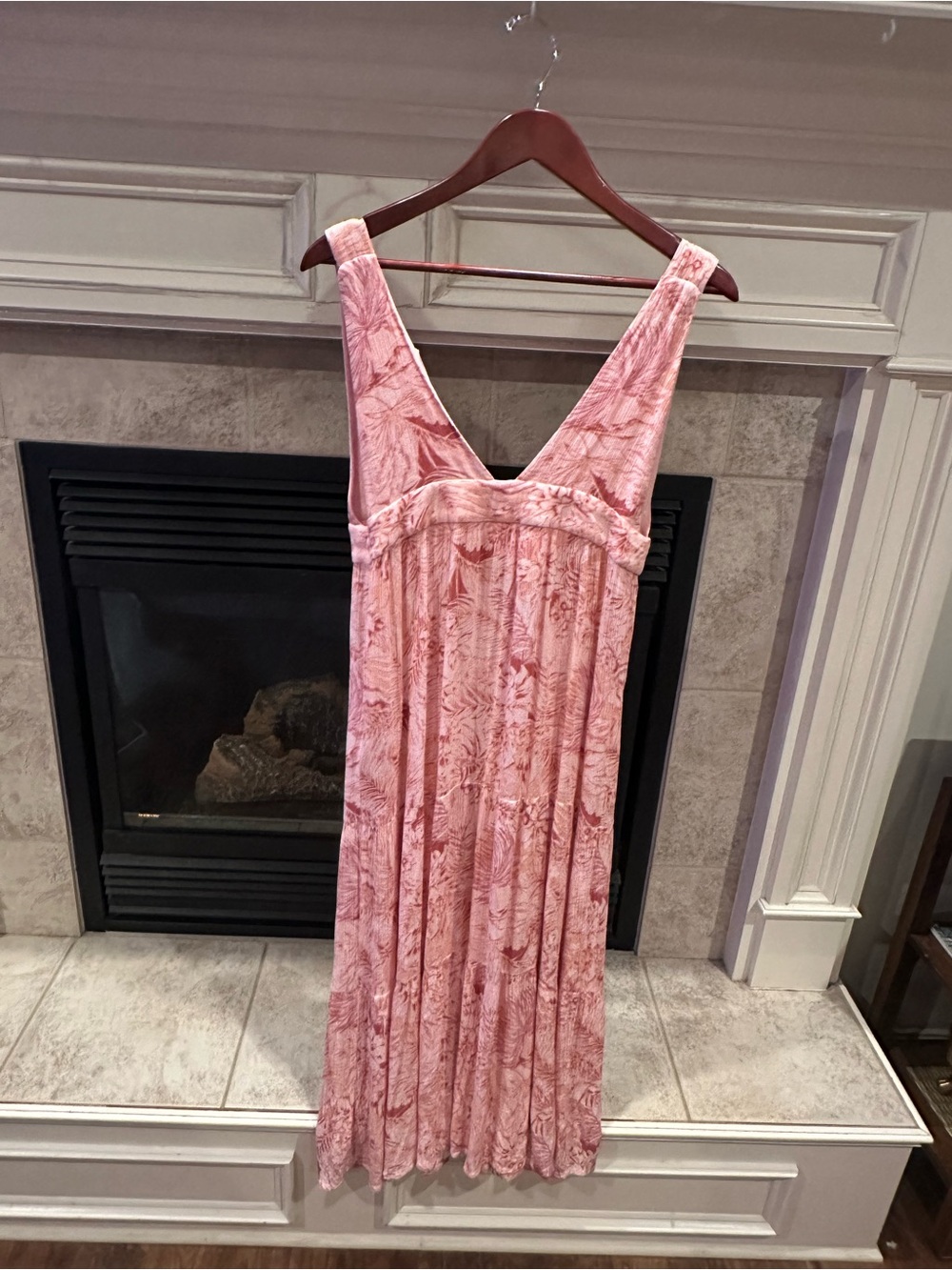 Lush Deep V Neck Pink Floral Flowy Maxi Dress - Picture 3 of 5